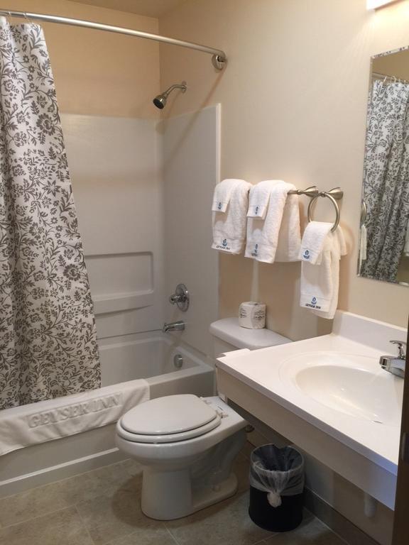 Geyser Inn West Yellowstone Bilik gambar